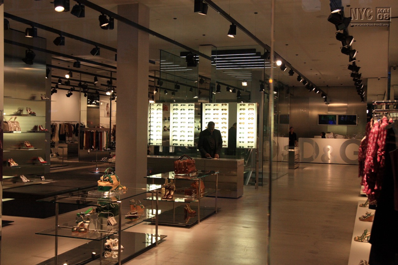 080513_nyc_tag2_mk694