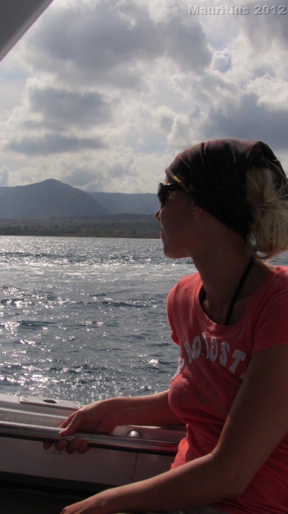 20121026_tag9_mru_dolswim_mk008