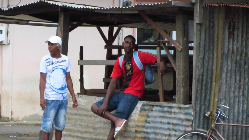 20121027_tag10_mru_tauchen2_mk106