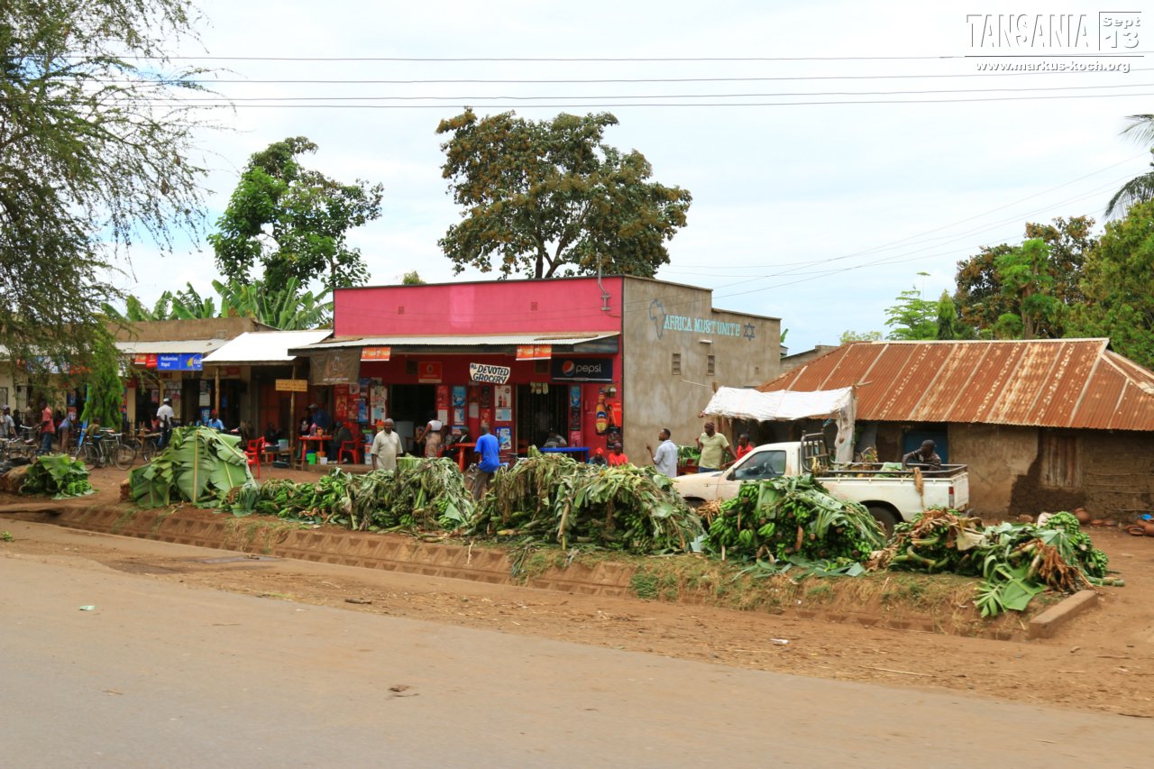 20131002_lake_manyara_np_flug_sansibar_mk113
